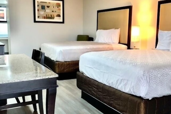 Standard Double Room | Free WiFi