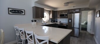 5 bed/3 Bath sleeps 19 Guests! Private Pool and steps to the Gulf!