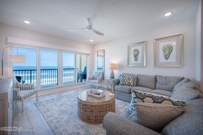 Brand new 3BR/2Bath condo with rooftop pool/hot tub on very quiet beach