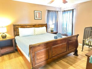 7 Schlafzimmer, Bügeleisen/Bügelbrett, WLAN, Bettwäsche