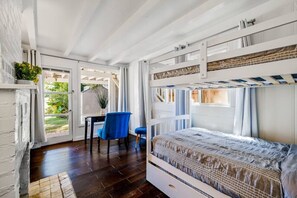 4 chambres, bureau, fer et planche à repasser, Wi-Fi