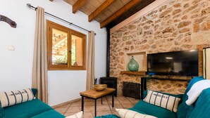 Living area - YourHouse Can Rafelino (Inca)
