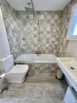 Shower, hair dryer, towels - 58 -Villa, private swimming pool, close to the sea (Estepona)