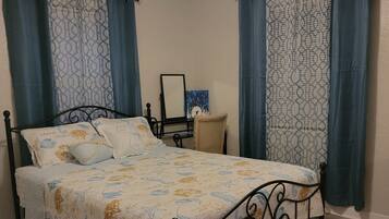 3 chambres, bureau, fer et planche à repasser, Wi-Fi gratuit