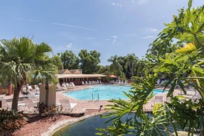 Pool - 1 Mile From The Beach! Lovely 2 Bedroom Condo in Beautiful Resort Setting. (Naples)