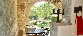 Farmhouse SanAnsanino-Salt Pool with Beach Apartment Ginestra