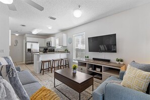 Smart-TV og DVD-spiller