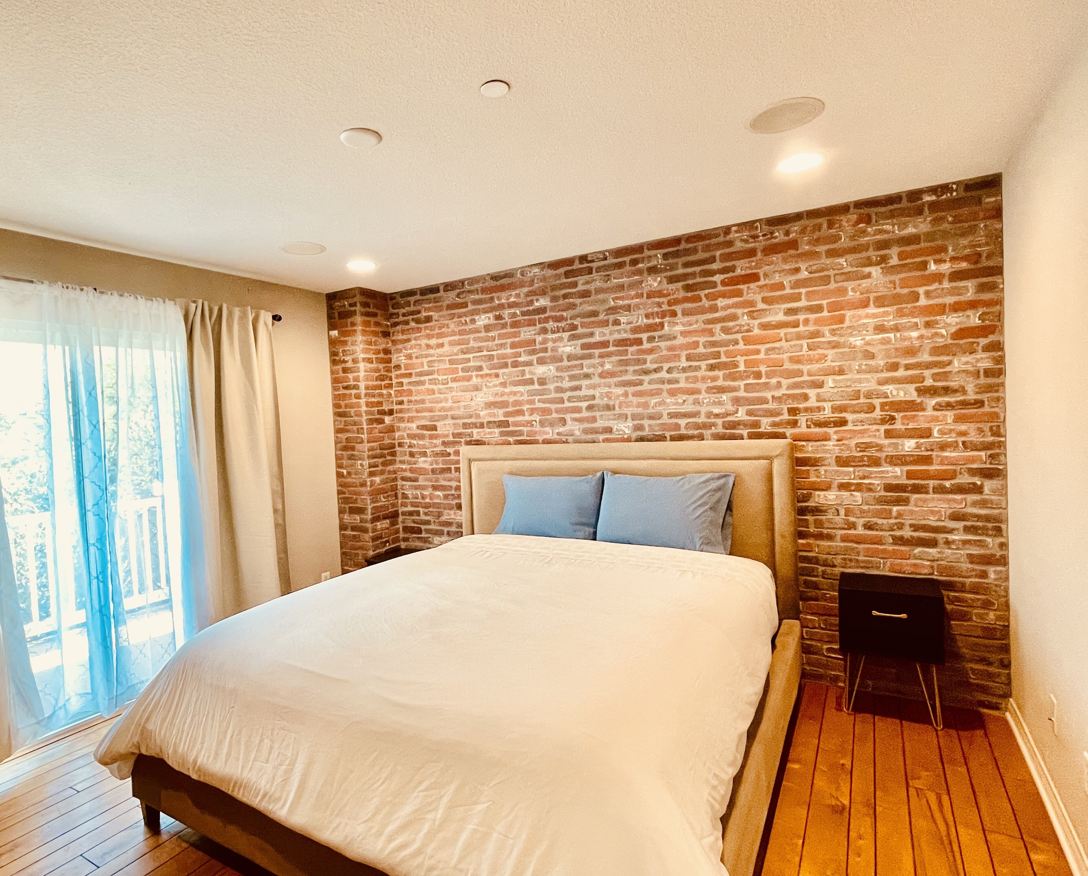 3 chambres, fer et planche à repasser, Wi-Fi gratuit, draps fournis