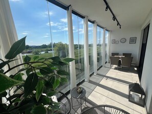 Apartment, 1 Bedroom, Balcony, City View | Balcony