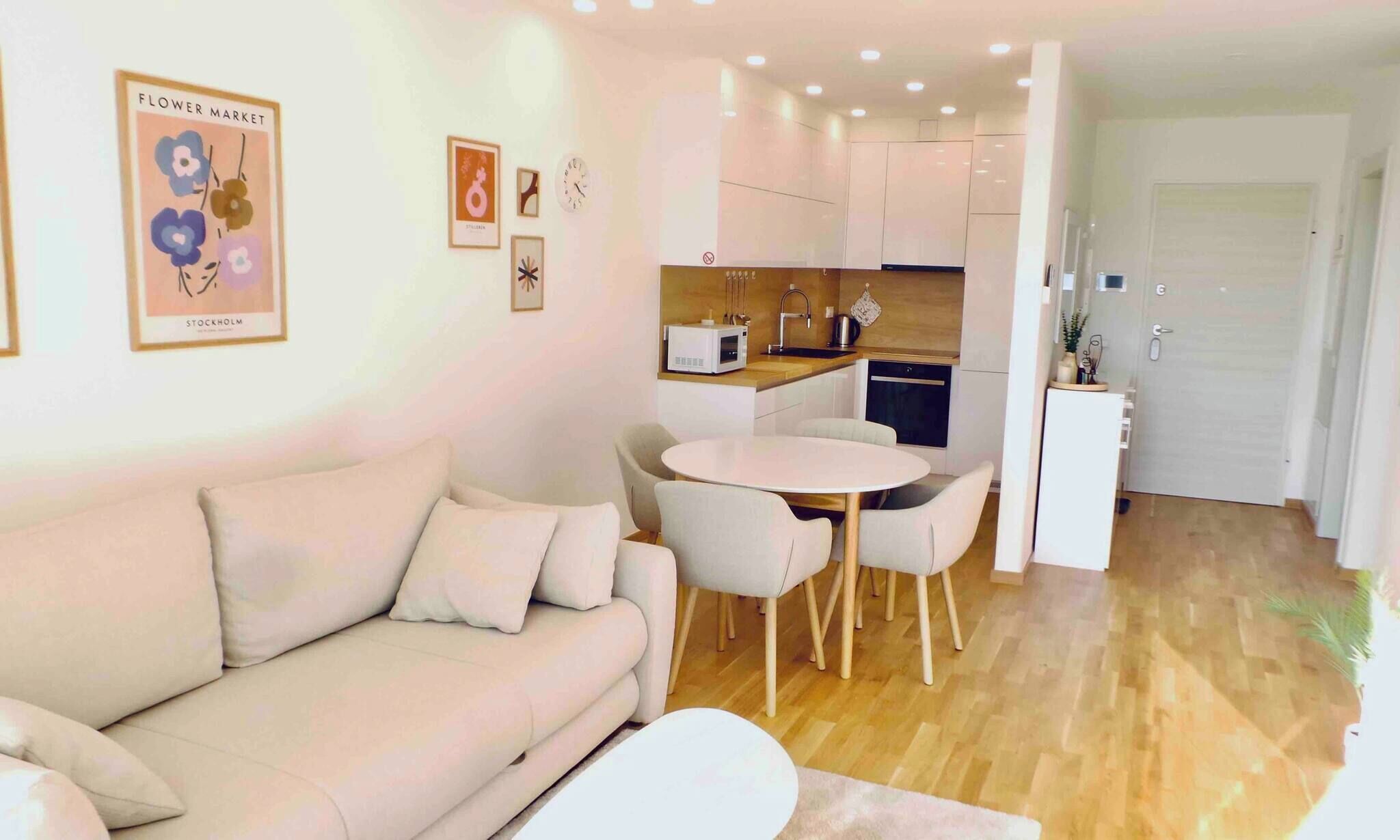 Huoneisto, 1 makuuhuone, parveke, kaupunkinäköala | Sisätilat