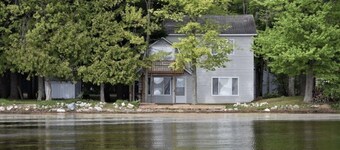 Lake life at its finest with nearby outdoor adventures! Hunters and ORV welcome!