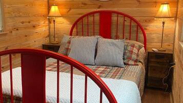 1 camera, una scrivania, Wi-Fi gratuito, lenzuola