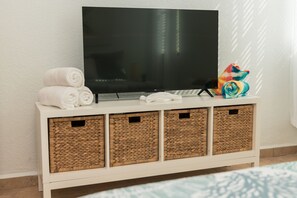 2 bedrooms, iron/ironing board, travel cot, free WiFi - Cozy Condo in Cabo Rojo (Cabo Rojo)