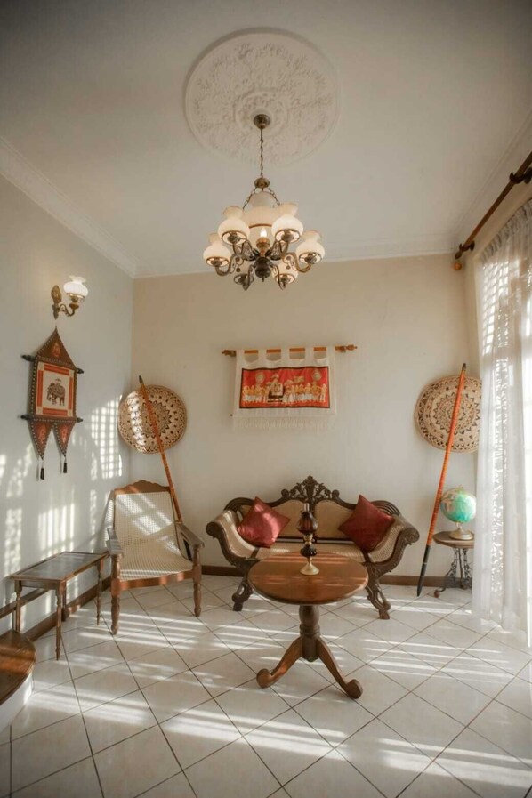 Interior - DON'S VILLA 92 - Very Quiet and Peaceful Place to Stay In Galle (Galle)