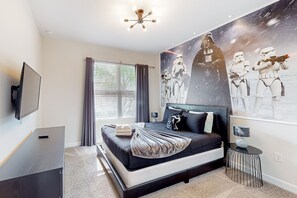 5 habitaciones, tabla de planchar con plancha, cuna de viaje y internet