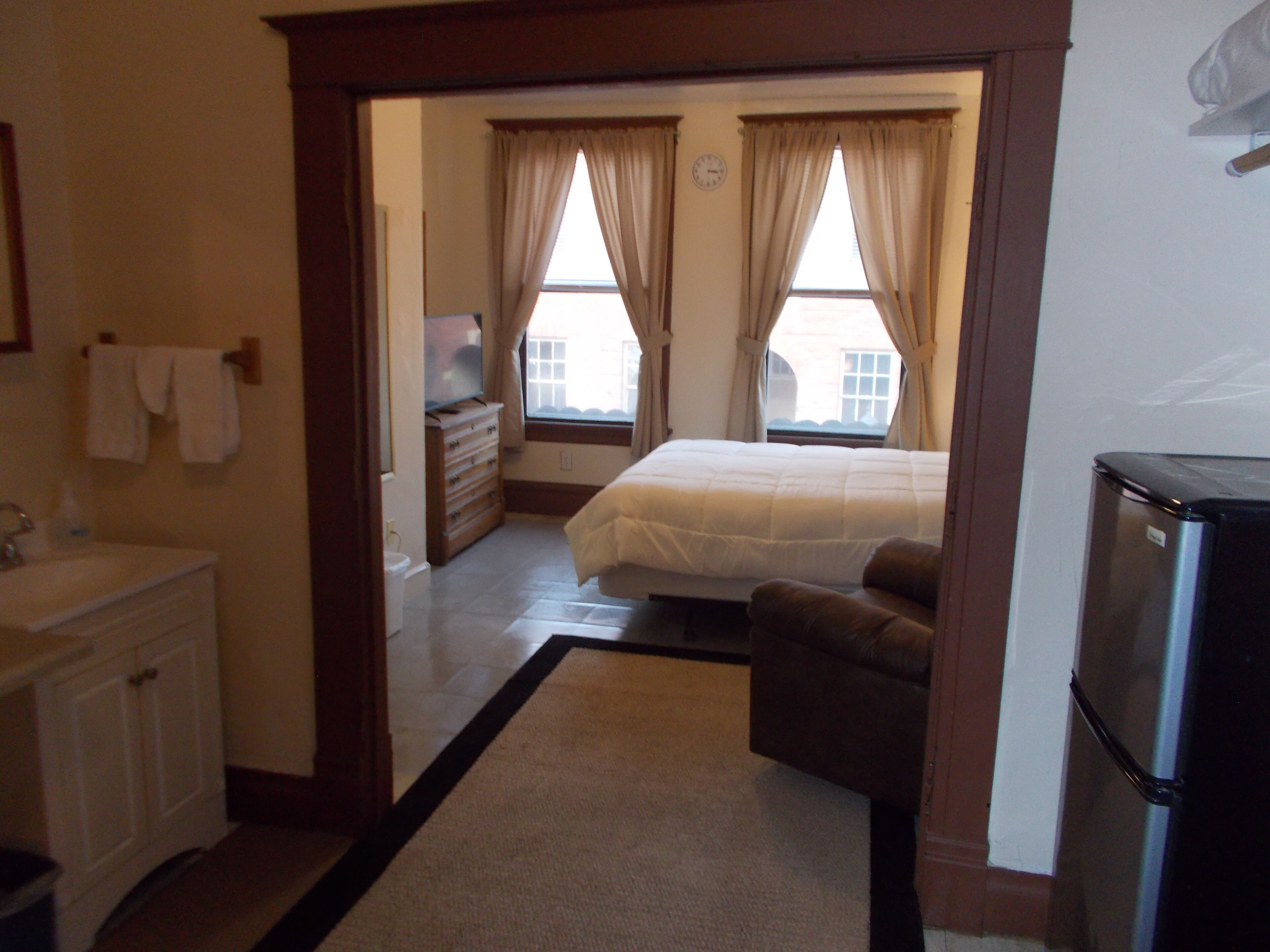 Deluxe Queen Suite | Individuelt innredet, blendingsgardiner, wi-fi (inkludert) og sengetøy