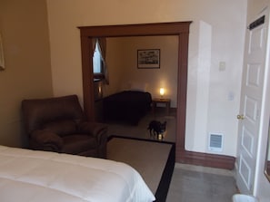 Individually furnished, blackout curtains, free WiFi, bed sheets