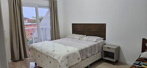 5 Schlafzimmer, Bügeleisen/Bügelbrett, WLAN, Bettwäsche