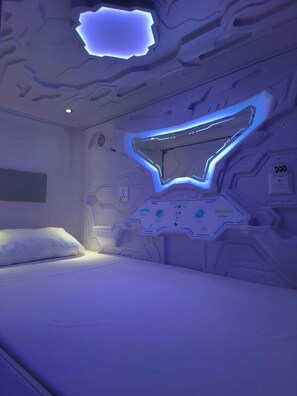 베이직 공용 도미토리, 싱글침대 1개 | 오리/거위털 이불, 무료 WiFi, 침대 시트