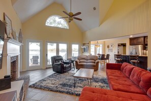 TV connectée, cheminée