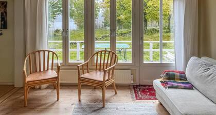 Awesome home in Lidhult with lake view