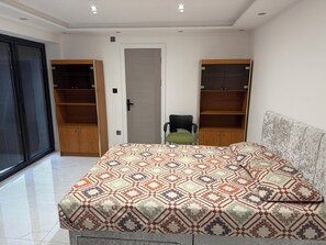 2 Schlafzimmer, Schreibtisch, kostenloses WLAN, Bettwäsche