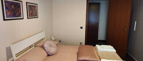 2 chambres, draps fournis