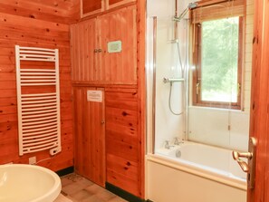 Shower - Trout River Retreat (Exeter)