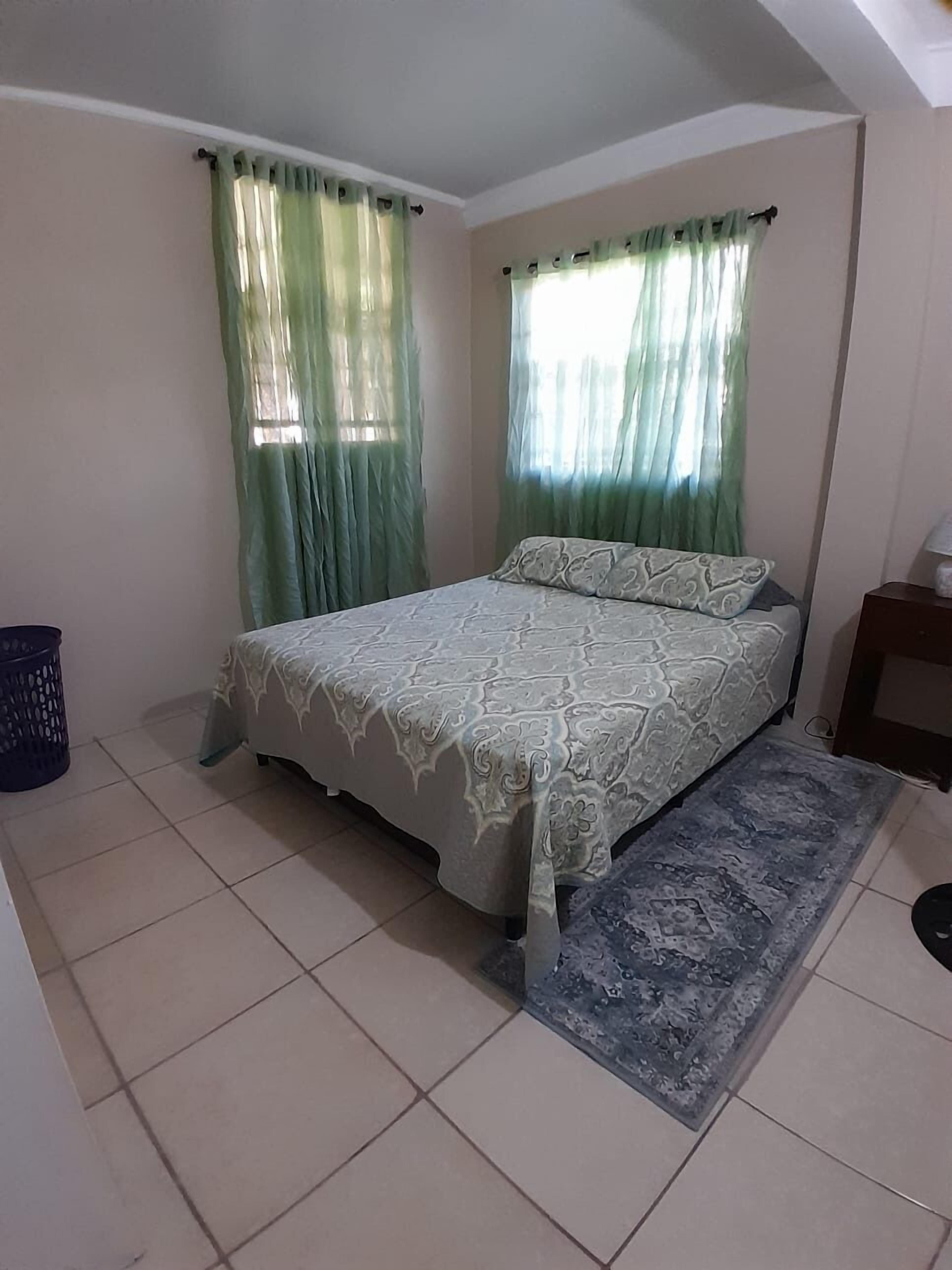 1 Schlafzimmer, Bügeleisen/Bügelbrett, WLAN