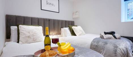 1 bedroom, iron/ironing board, travel crib, WiFi