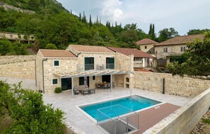 Exterior - Amazing home in Gruda (Gruda)