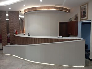 Reception - Hotel Meuble Parisien (Rabat)