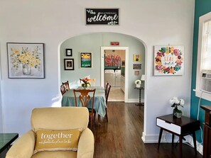 Interior - Upstairs @ Courthouse Square - Quirky (Hot Springs)