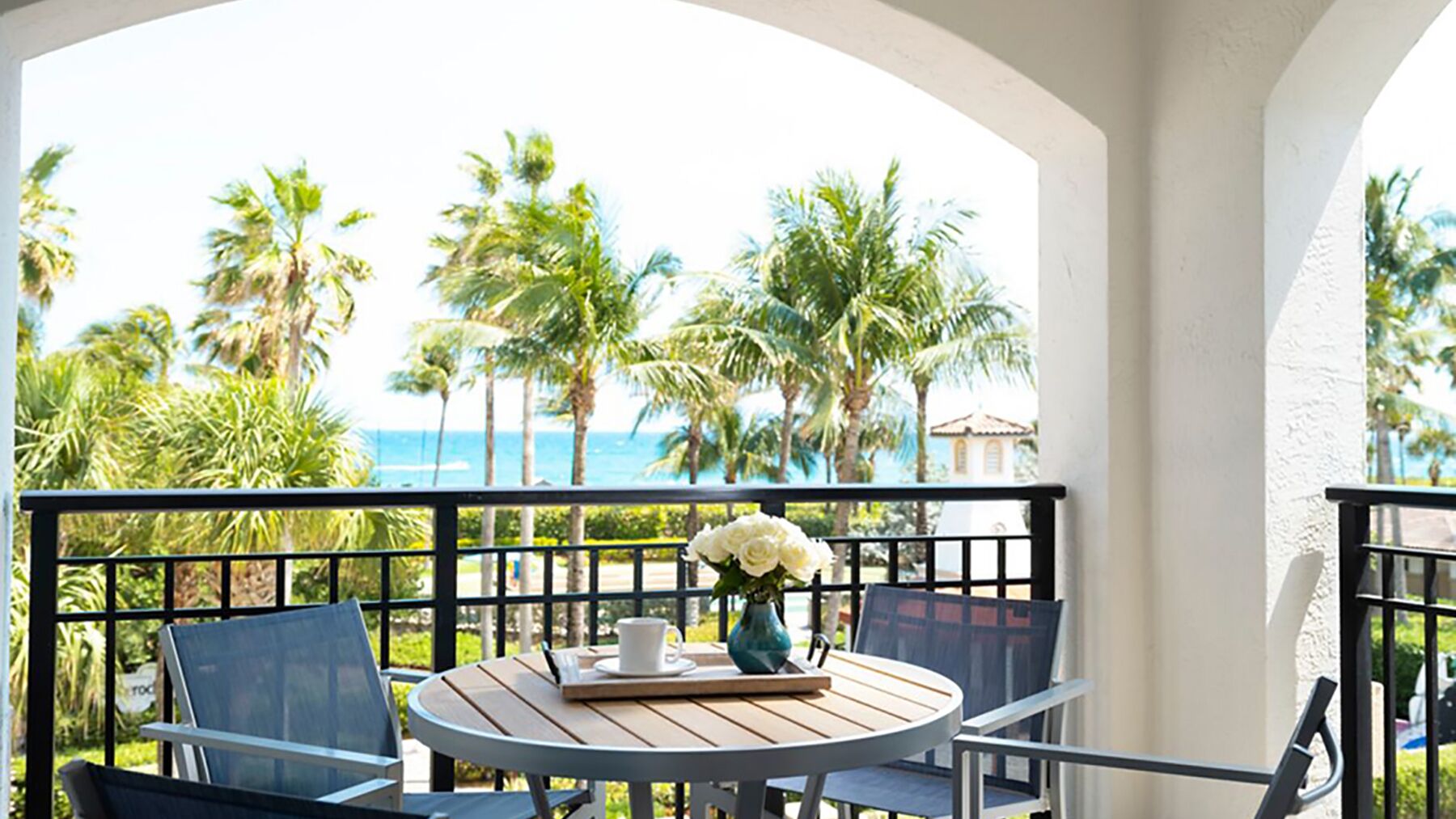 𝐅𝐢𝐧𝐝𝐢𝐧𝐠𝐌𝐞𝐢𝐥𝐢 Sparkling Beachfront OceanPointe Resort+Amenities, 2BR