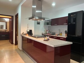 Microwave, coffee/tea maker, cookware/dishes/utensils, spices - H&S Rent - Bistrò 243 Apartament in New Polanco (Ciudad de México)