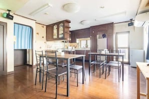 Dining - Maximum capacity: 5 people, Sakura Room (足立区)