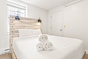 2 chambres, lit de bébé portatif, accès au Wi-Fi (inclus)