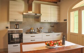 Refrigerador, microondas, parrilla de estufa y lavavajillas 
