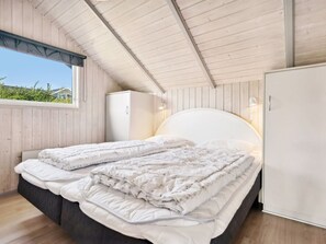 3 bedrooms, WiFi