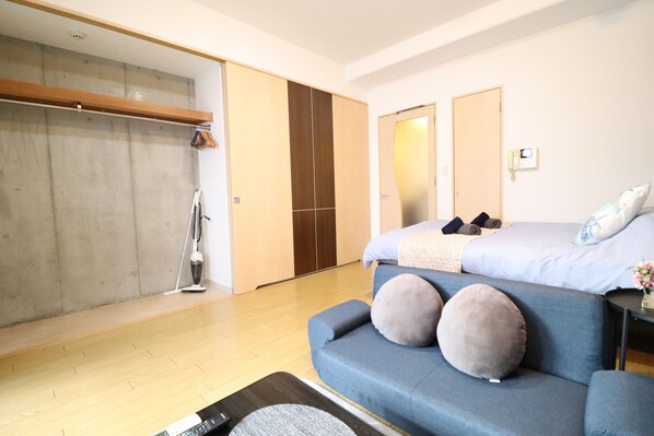 1 bedroom, free WiFi, bed sheets - Dotonbori 4 Min Walk・Kuromon Market 8 Min Walk・Shinsaibashi 8 Min Walk・Namba1Sta (大阪市)