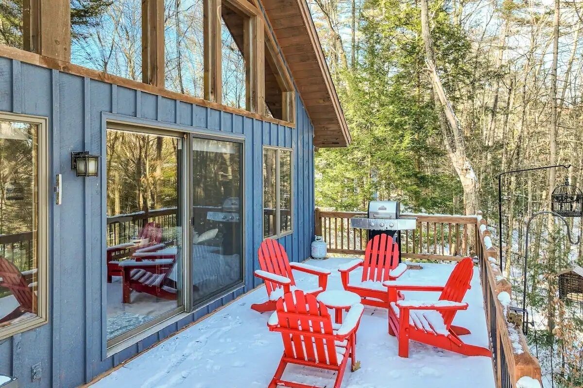 Lakeview Lake Rescue Chalet btw Okemo & Killington. Great for Families & Couples