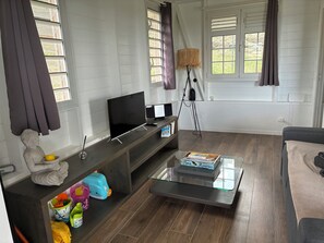 1 soveværelse, pengeskab på værelset, strygejern/strygebræt, weekendseng