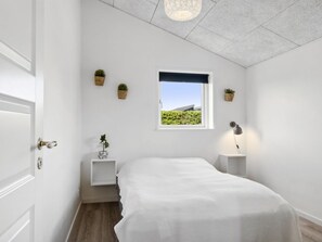 4 bedrooms, internet