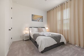 6 室のベッドルーム、アイロン / アイロン台、旅行用ベビーベッド、WiFi (無料)