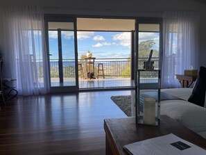 3 quartos, ferros/tábuas de passar roupa, Wi-Fi, roupa de cama