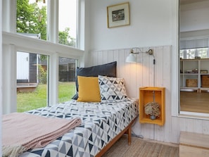 2 bedrooms, internet
