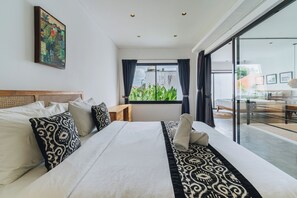 2 개의 침실, 객실 내 금고, 각각 다른 스타일의   인테리어, 책상