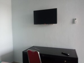 Habitación estándar doble | 1 dormitorio, escritorio, wifi gratis y ropa de cama