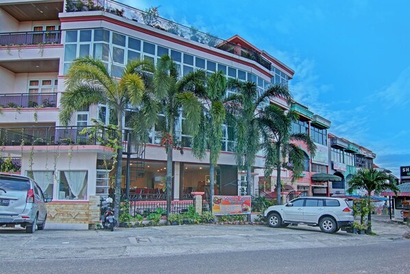 Fachada de la propiedad