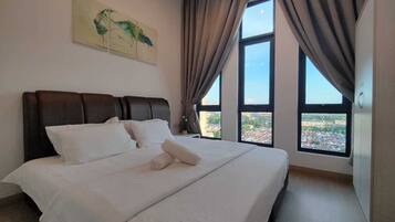 2 bedrooms, desk, iron/ironing board, free WiFi